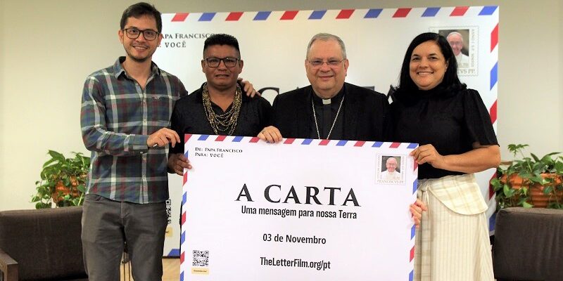 Lançado no Brasil “A Carta”: convite para a construção de um mundo diferente.